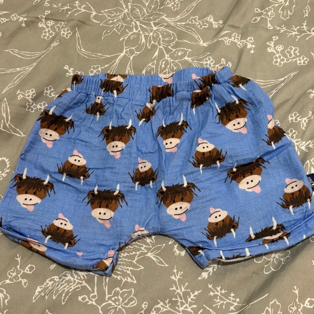 Bums and Roses Highland Cow Shorts